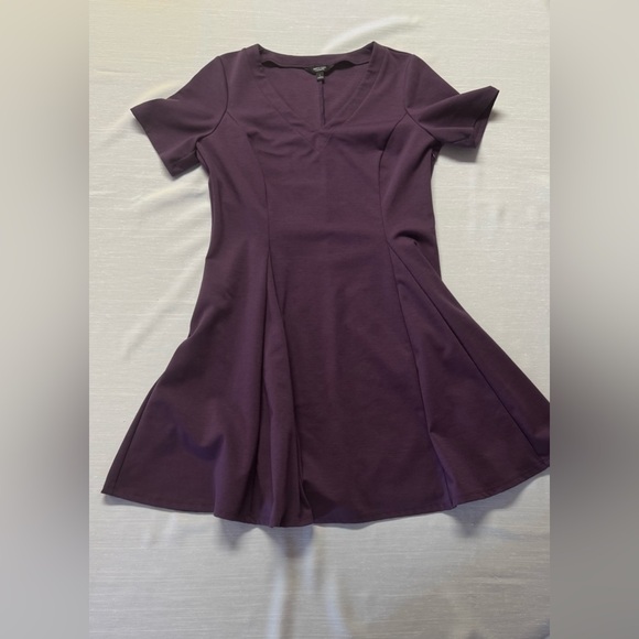 Simply Vera Vera Wang Dresses & Skirts - Simply Vera Vera Wang Purple Fit & Flare Dress Size L